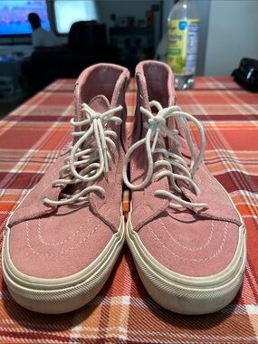 Vans Pink Suede High-Top Lace-Up Sneaker/Moccasins with White Laces